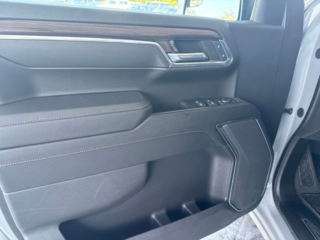 Used 2024 Gray Chevrolet LT image 32