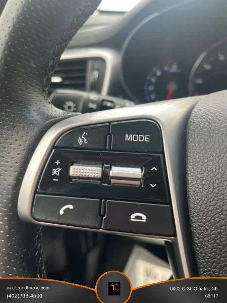 Used 2020 Silver Kia SX Sport Utility 4D image 17
