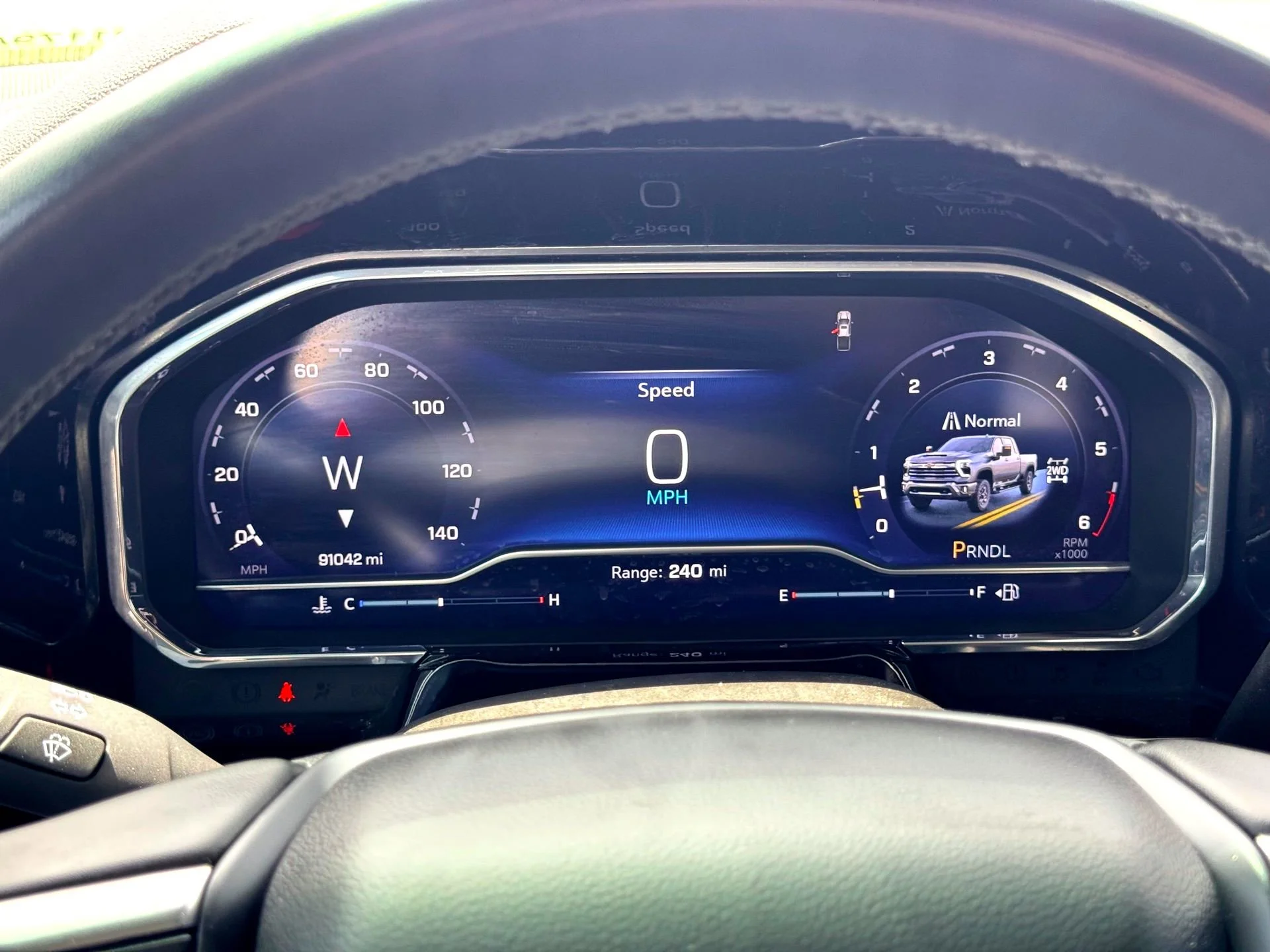 Used 2024 Iridescent Pearl Tricoat Chevrolet LT image 25