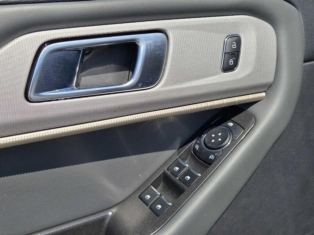 2025 Ford Explorer Active - Photo 20