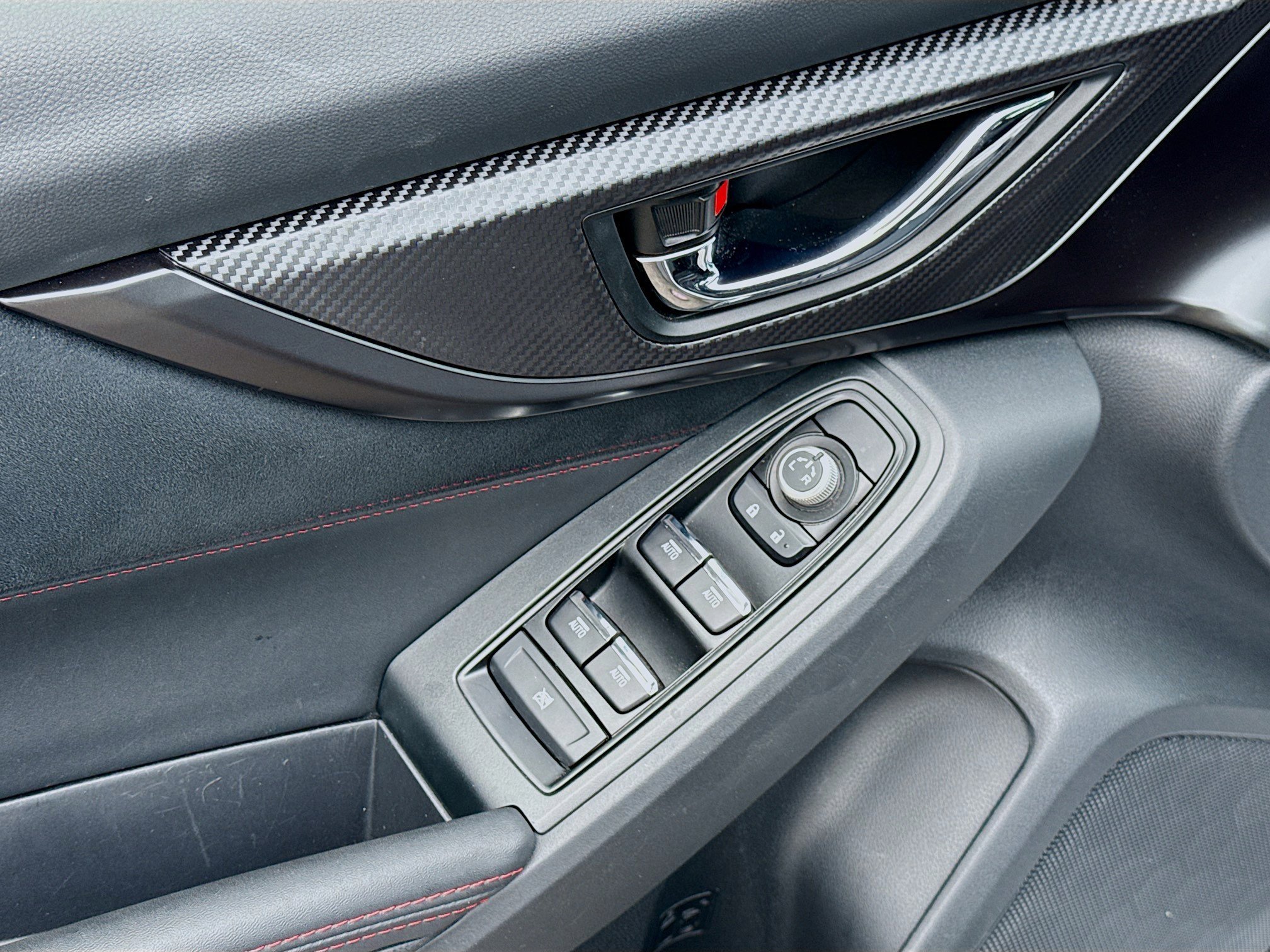 Certified Used 2022 Ice Silver Metallic Subaru GT image 21
