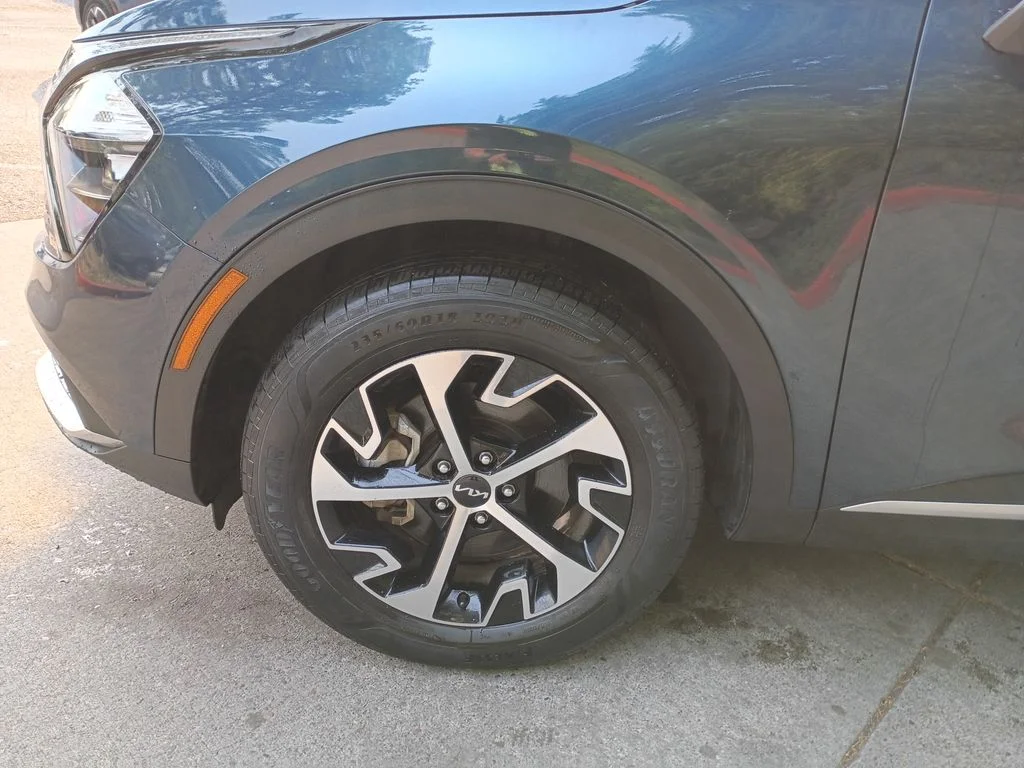 Used 2023 Blue Kia EX image 8