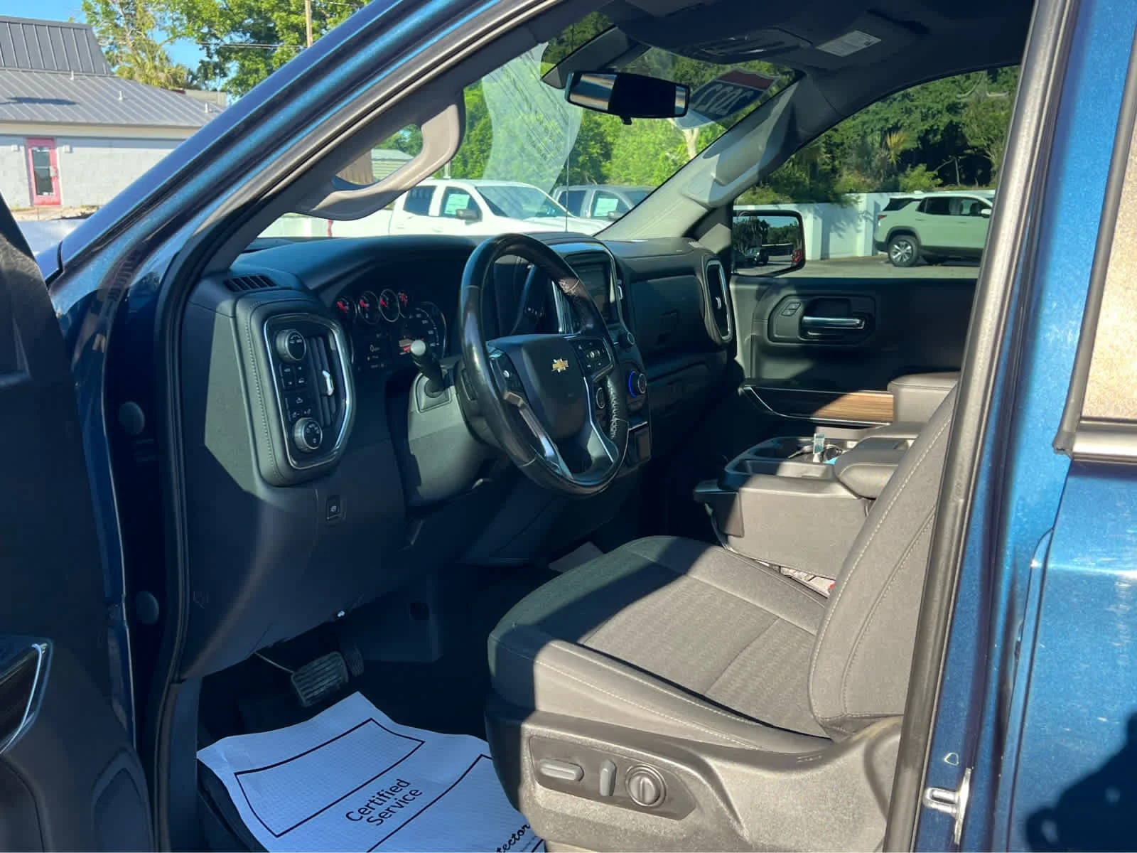 Used 2022 Northsky Blue Metallic Chevrolet LT (2FL) image 9