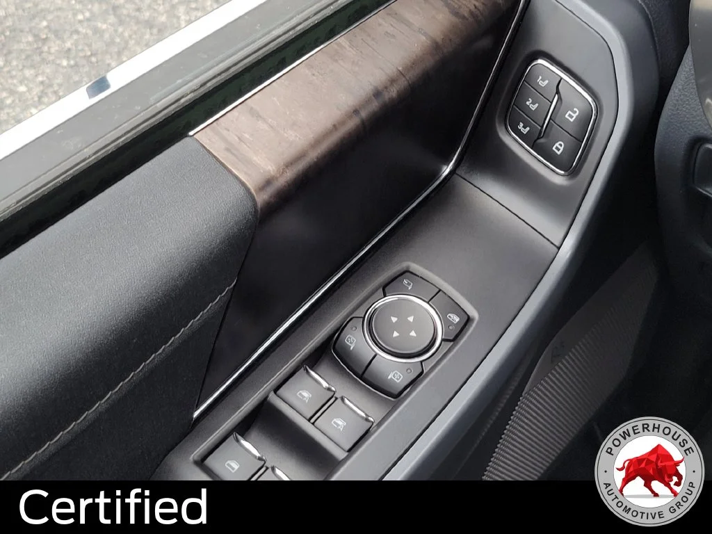 Used 2022 Gray Ford Lariat image 26