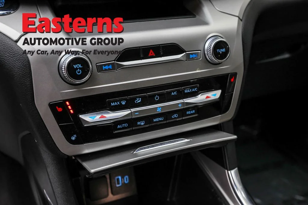 Used 2022 Gray Ford XLT image 20