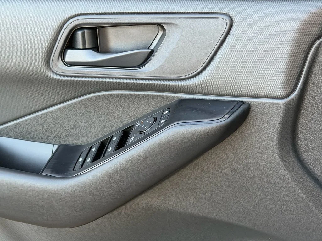 Certified Used 2025 White Nissan S image 25