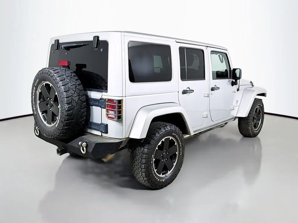 Used 2012 Silver Jeep Altitude image 6