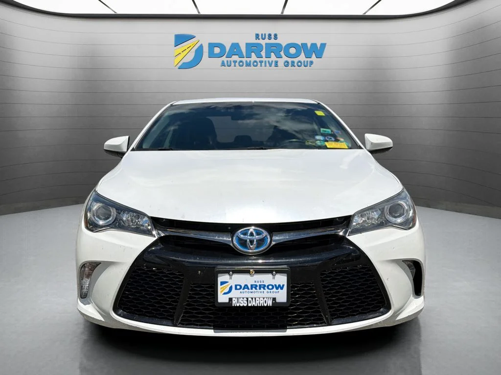 Used 2016 White Toyota SE image 7