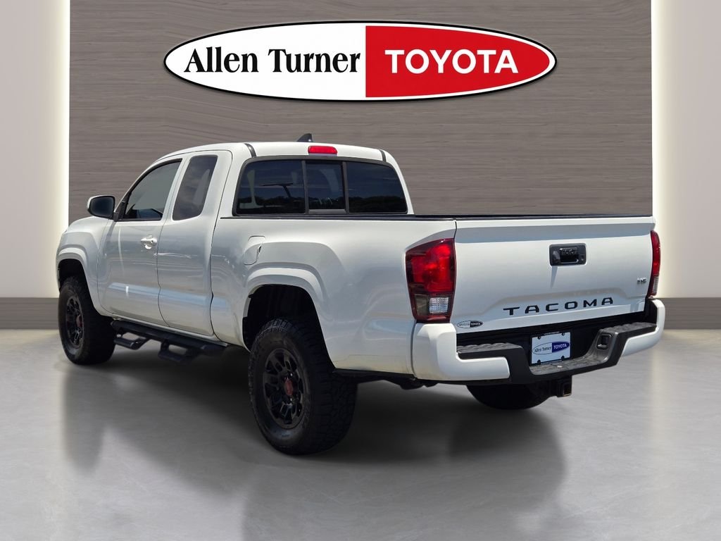 Used 2020 White Toyota SR image 8