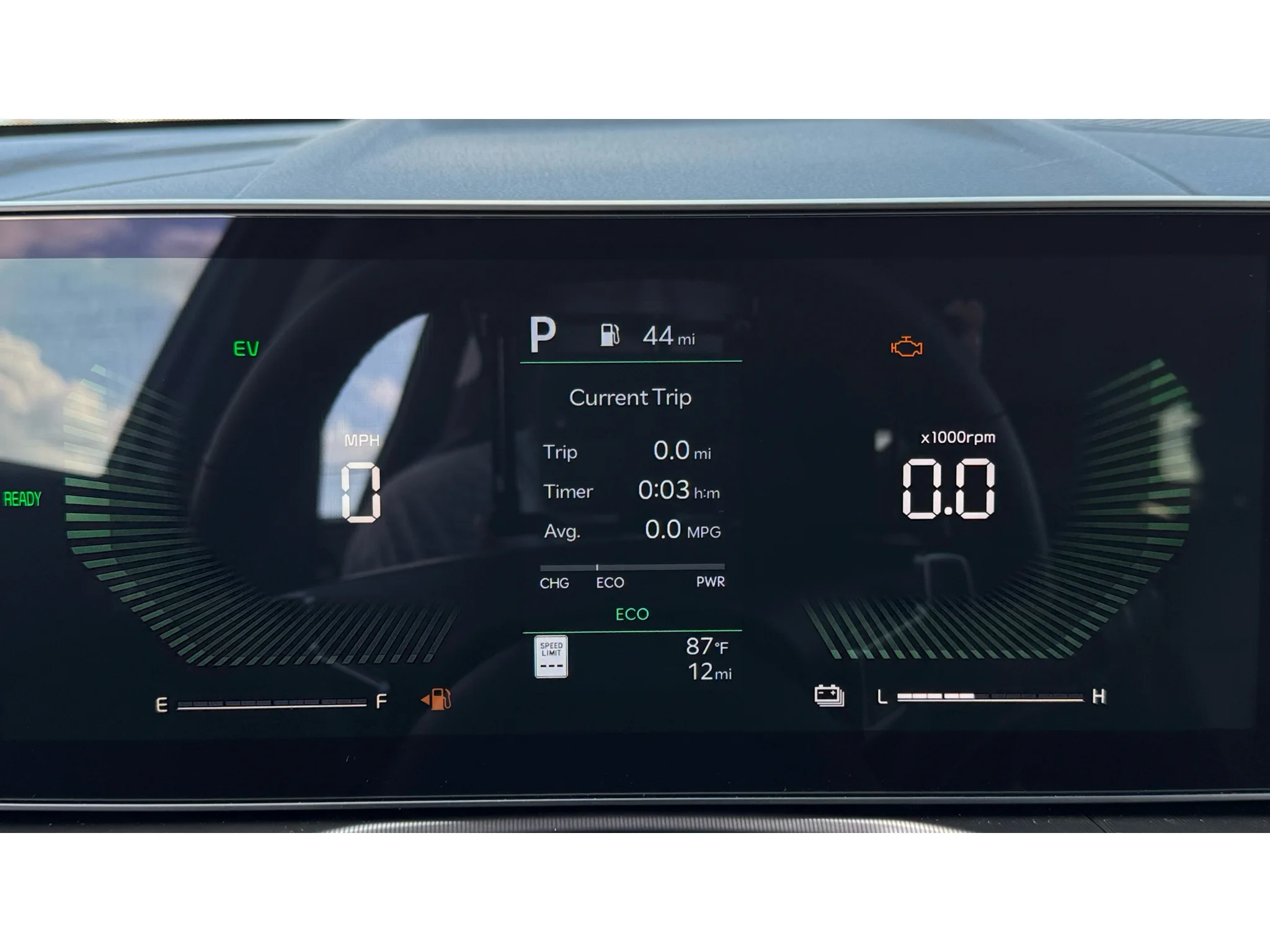 New 2027 Wolf Gray Kia EX image 13