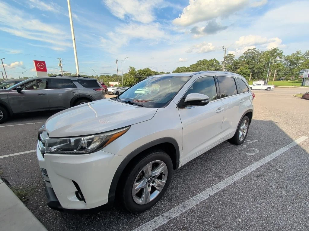 Used 2018 White Toyota Limited image 1