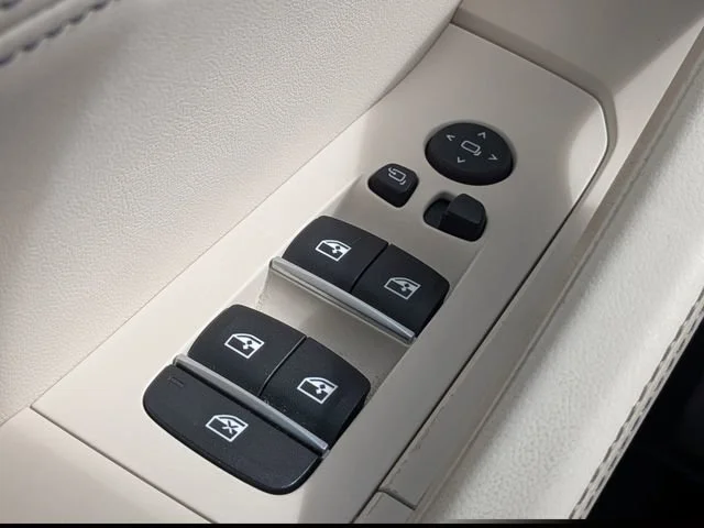 Used 2022 Carbon Black Me BMW xDrive40i image 24