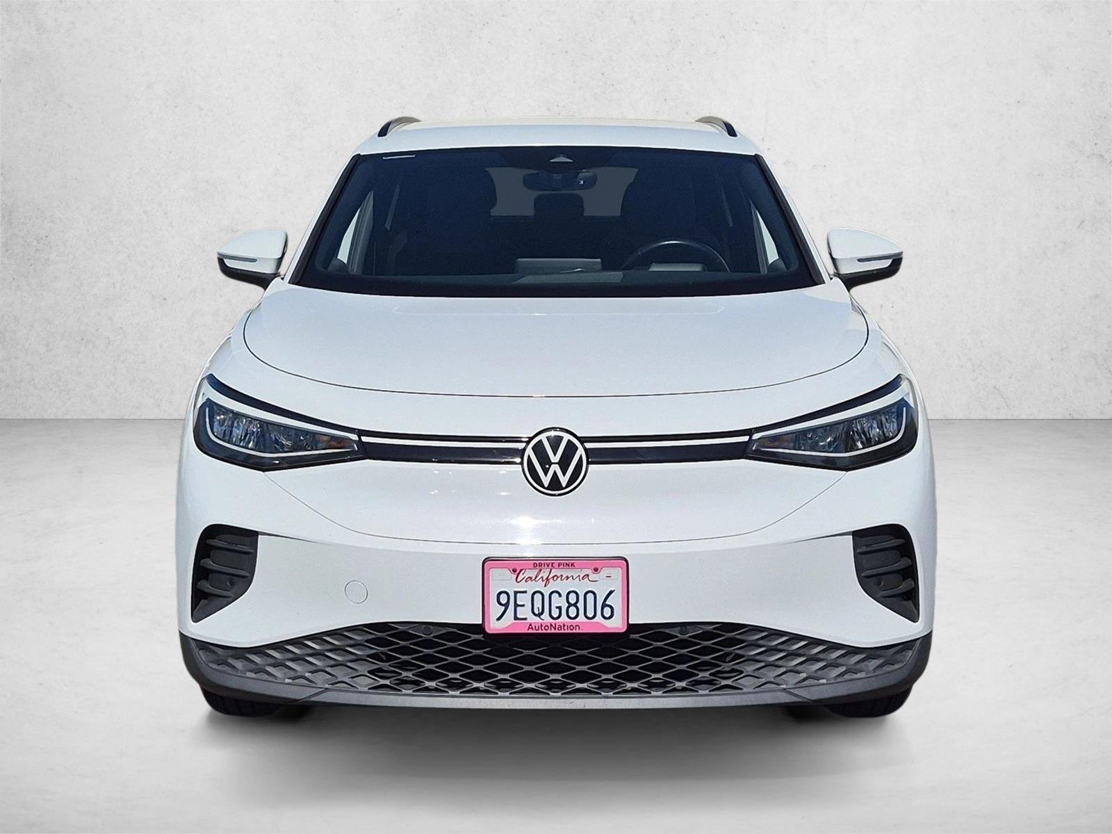 Used 2022 Black Volkswagen Pro image 2