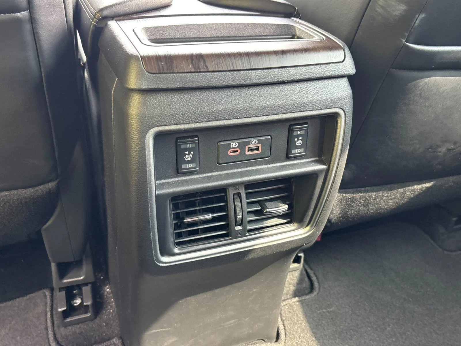 Used 2024 Boulder Gray Pearl Nissan Platinum image 32