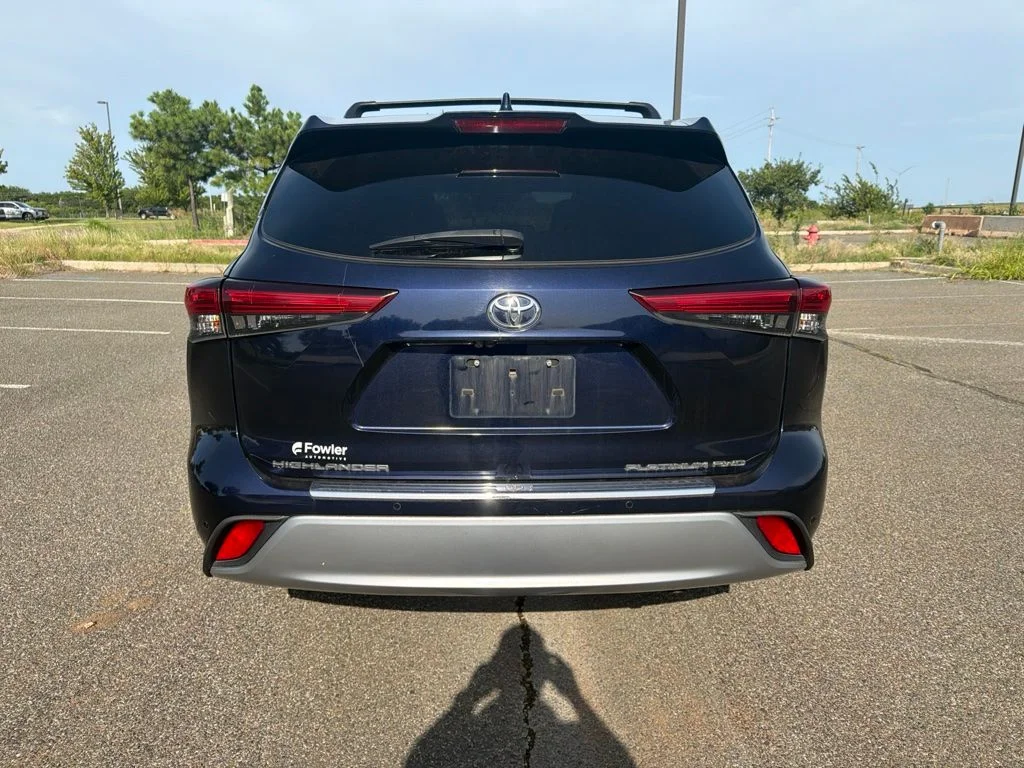 Used 2020 Blue Toyota Platinum image 5