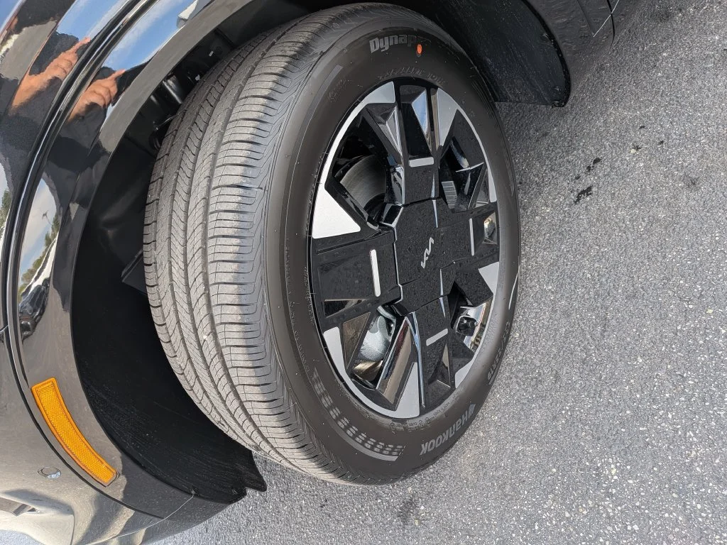 New 2027 Fusion Black Kia SX-Prestige image 35