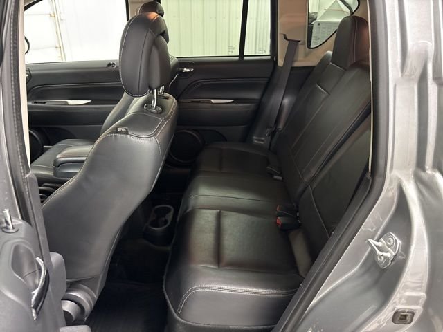 Used 2016 Silver Jeep Sport image 20