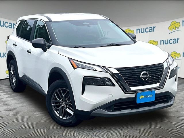 Used 2023 White Nissan S image 1