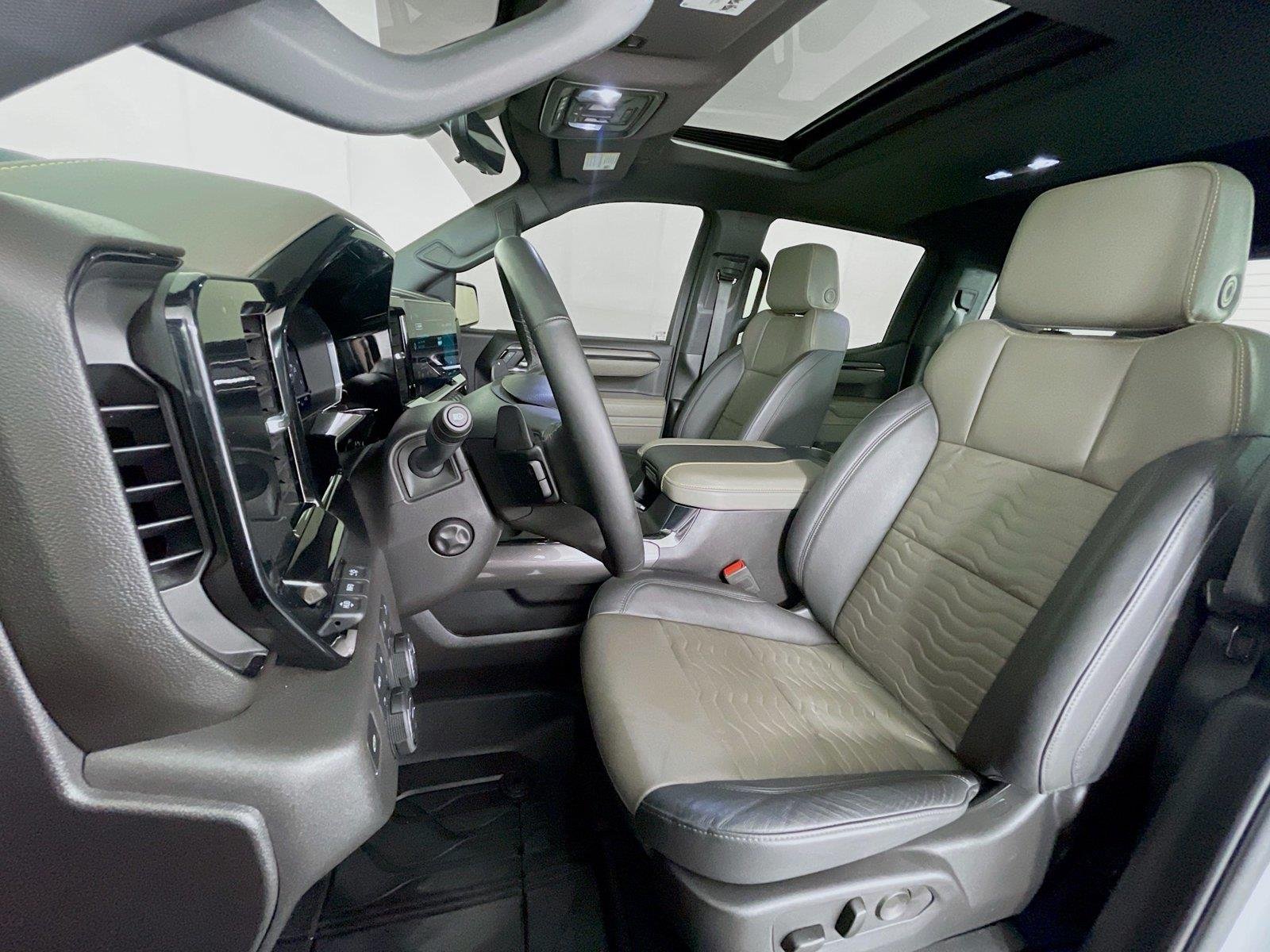 Used 2025 Slate Gray Metallic Chevrolet ZR2 image 26