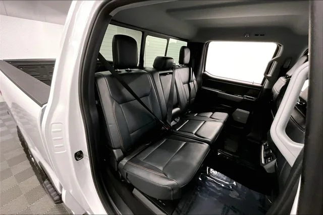 2024 Ford F-250 Super Duty Lariat - Photo 24