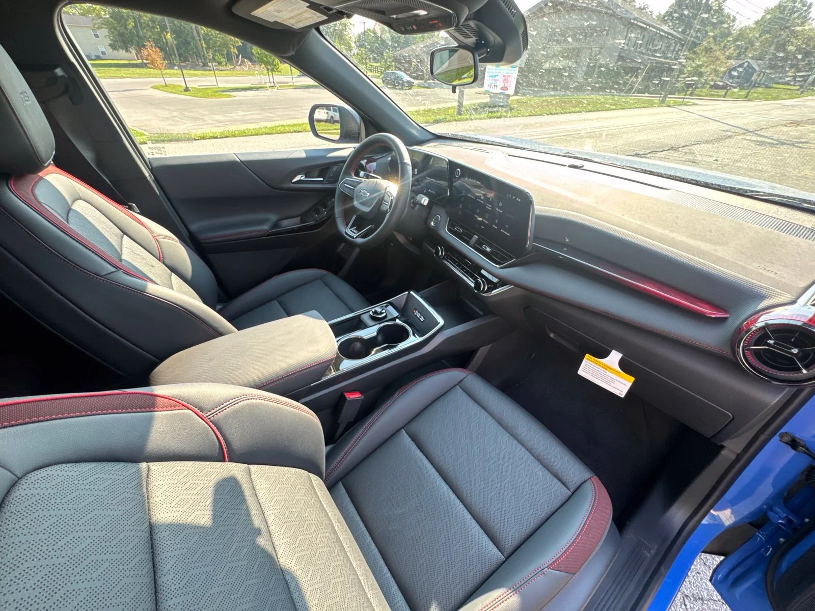 2027 Chevrolet Equinox RS - Photo 32