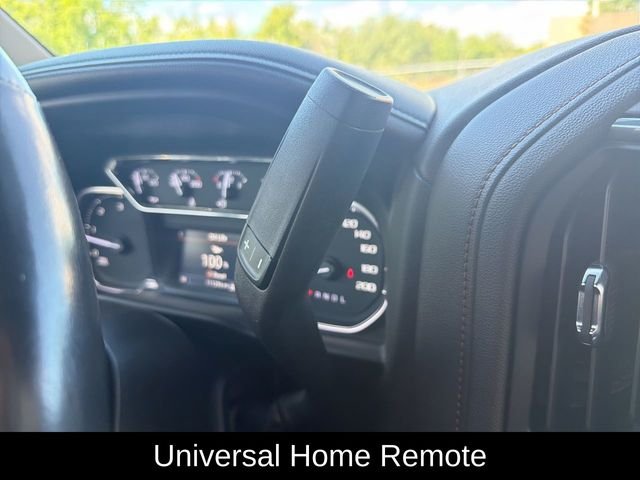 Used 2023  GMC AT4 image 28