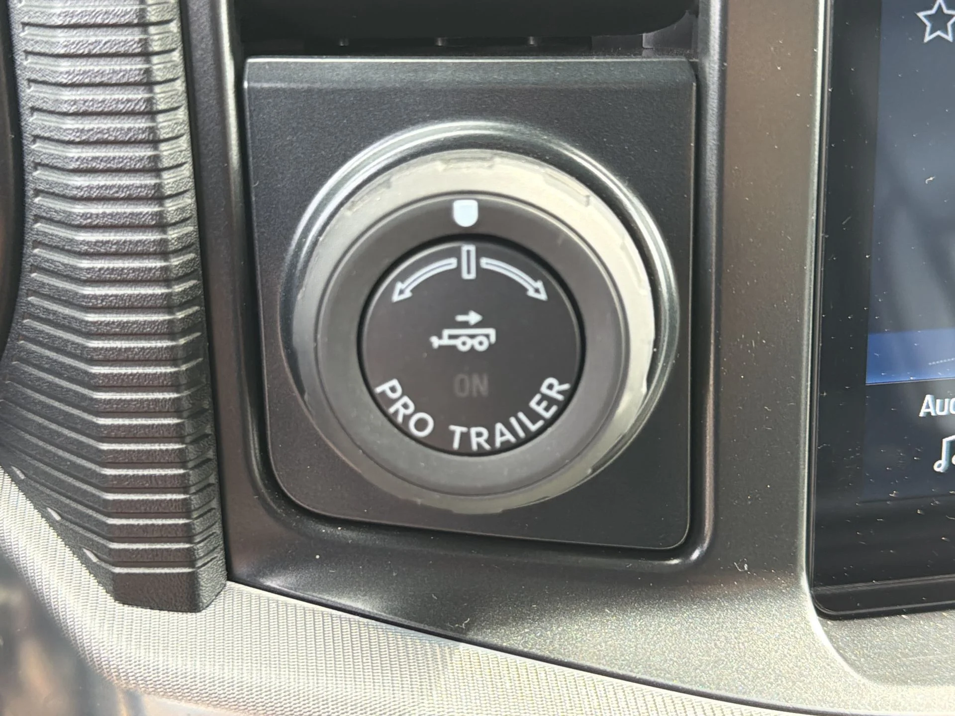 Certified Used 2025 Gray Metallic Ford Lariat image 10