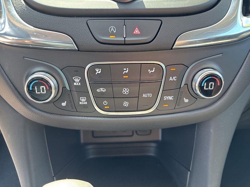 Used 2024 Lakeshore Blue Chevrolet LT image 25