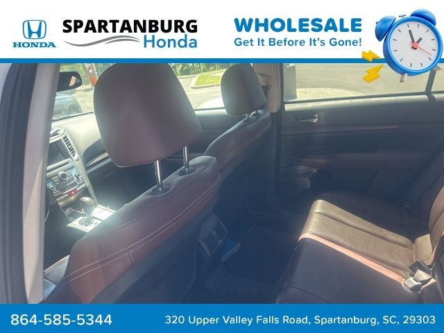 Used 2013 White Subaru 2.5i image 15