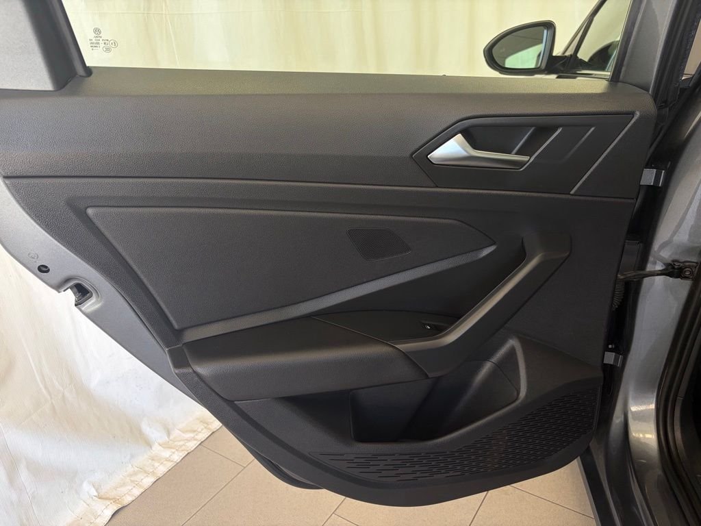 Used 2020 Platinum Gray Metallic Volkswagen R-Line image 23