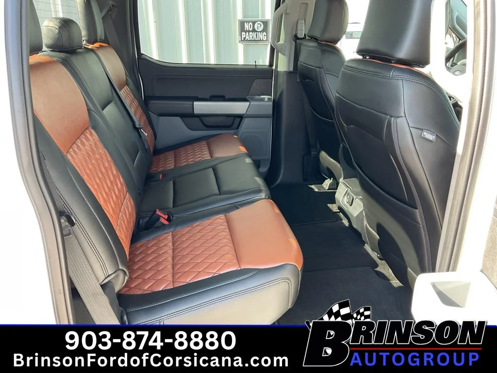 Used 2024 Oxford White Ford XLT image 18