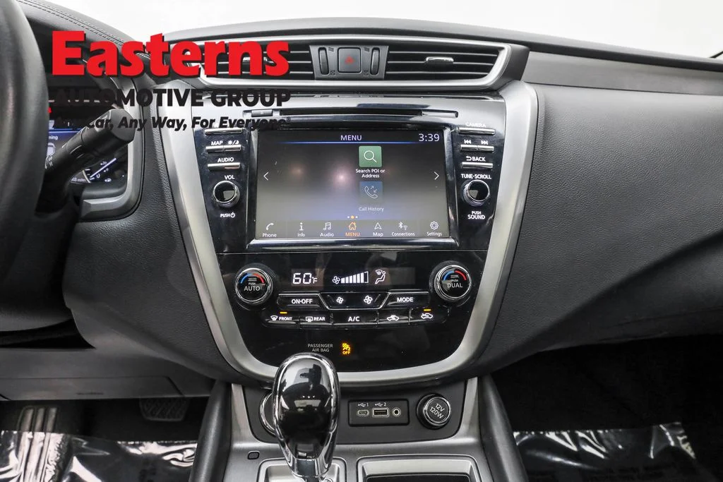 Used 2023 White Nissan SL image 12