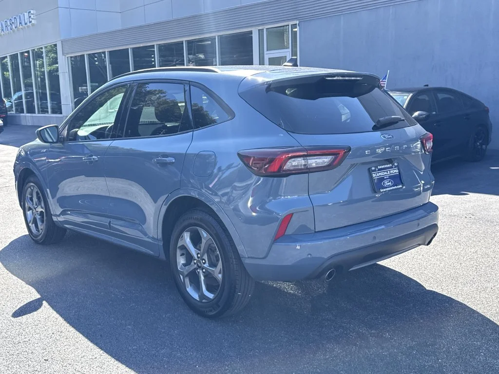 Used 2023 Blue Ford ST-Line image 6