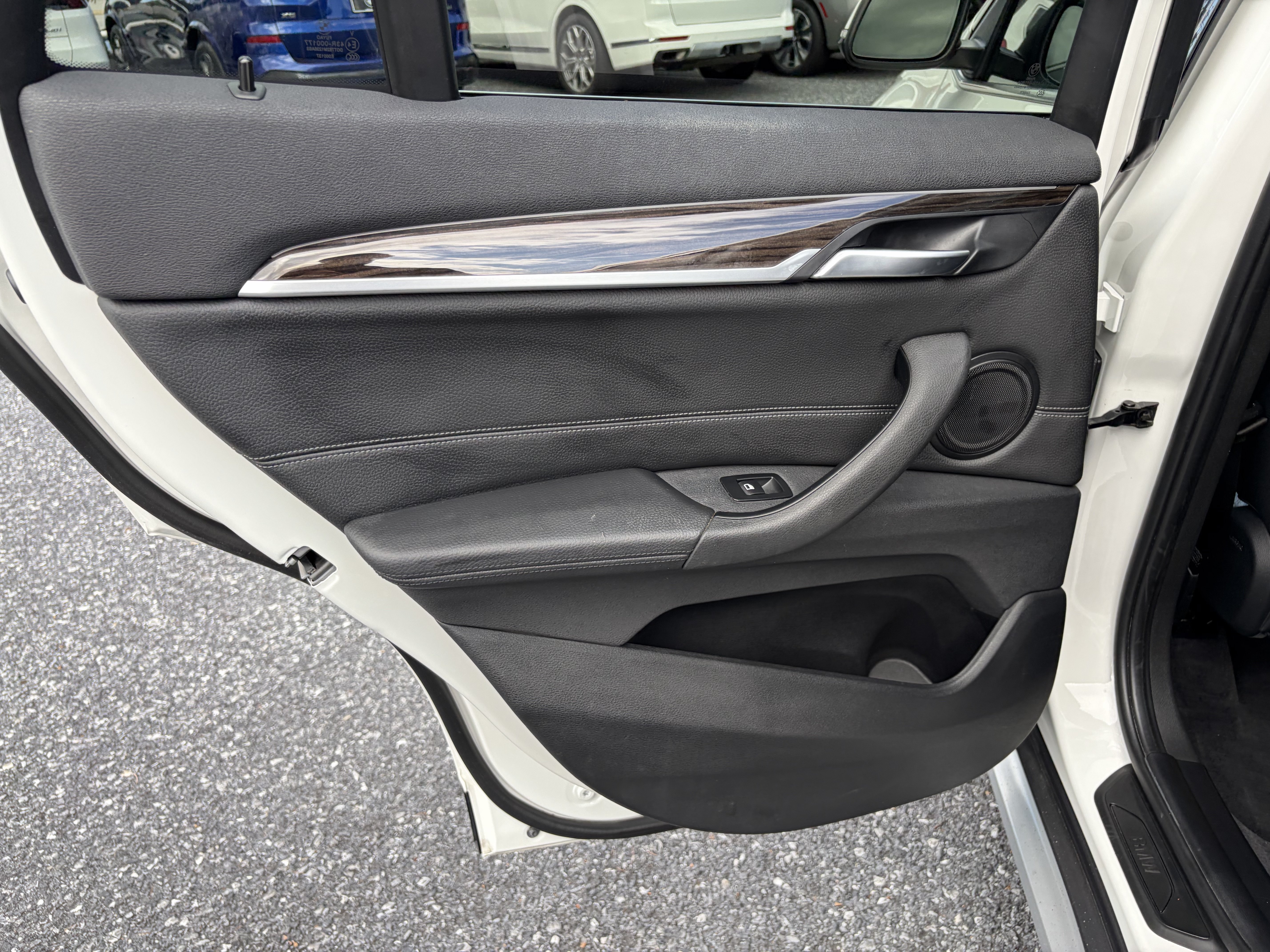 Used 2018 Alpine White BMW xDrive28i image 15