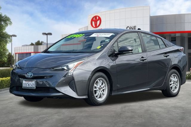 Certified Used 2017 Gray Toyota Two image 9