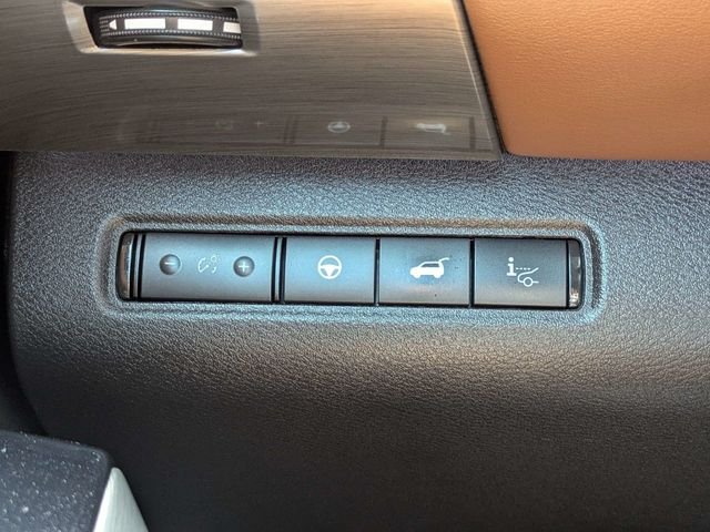Used 2024 Beige Nissan Platinum image 27