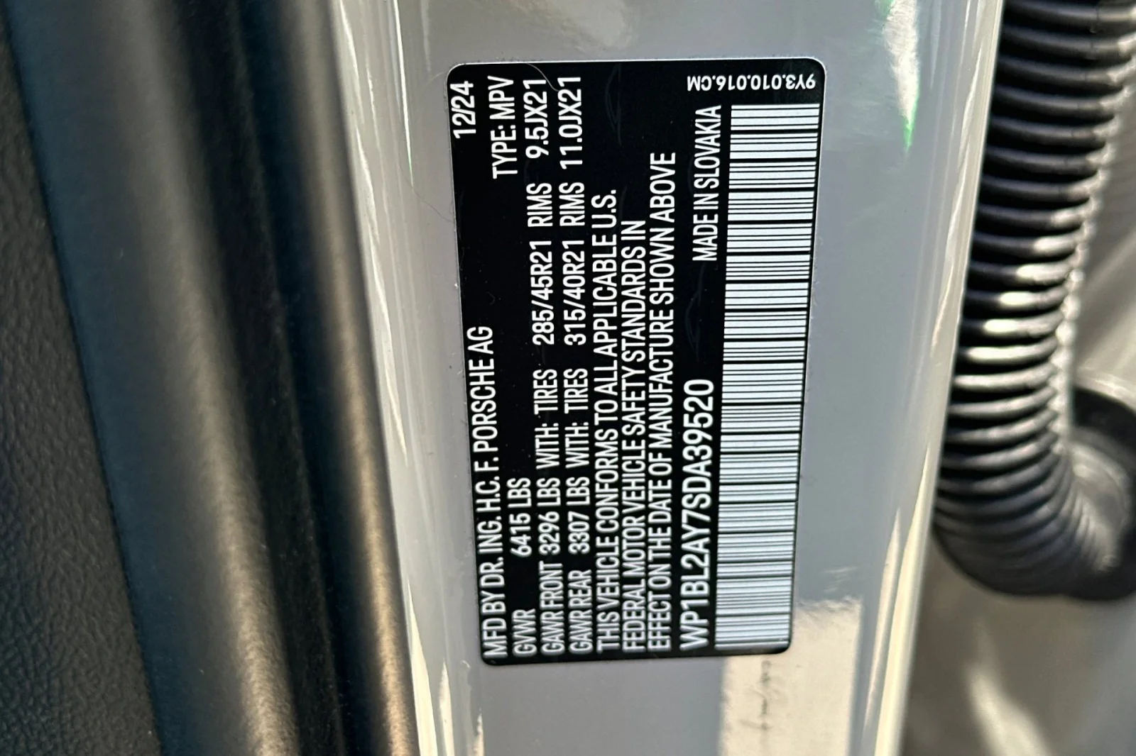 Certified Used 2025 Chalk Porsche S image 29