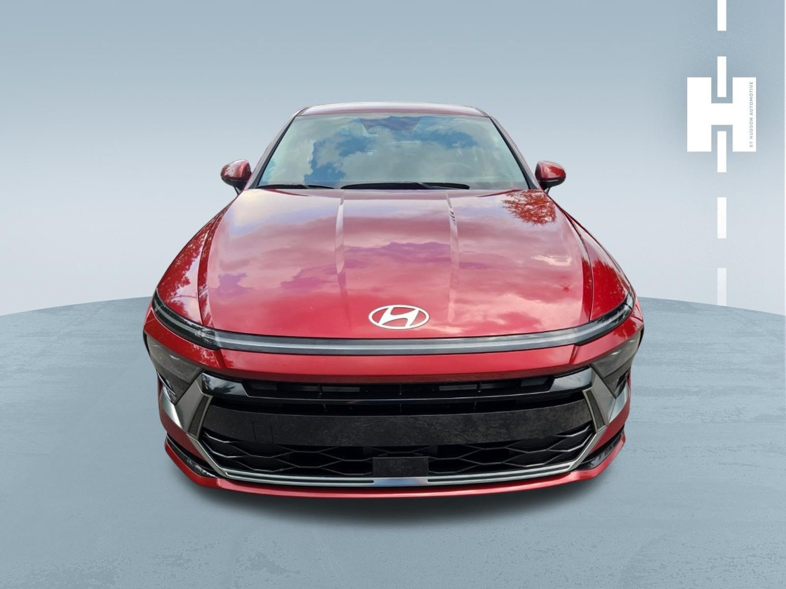 Certified Used 2025 Ultimate red Hyundai SEL image 2