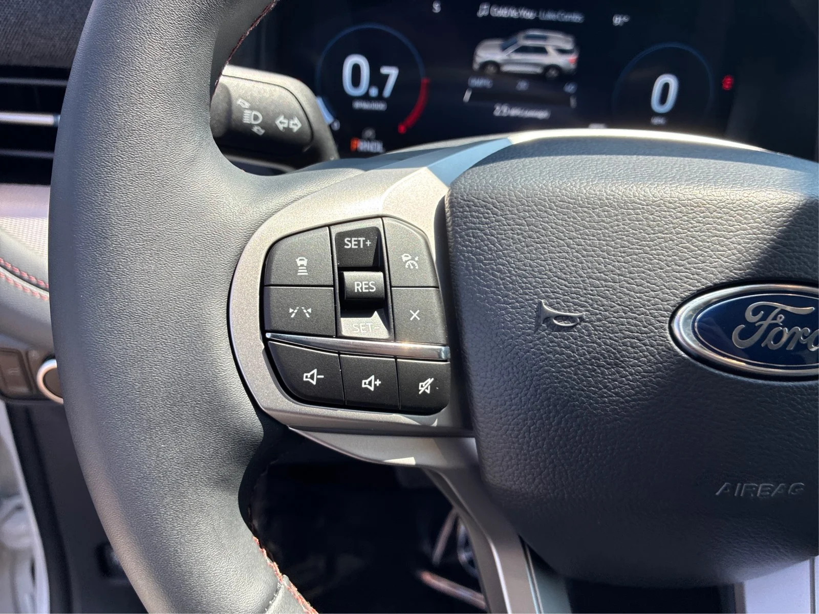 New 2026 Star White Metallic Tri-Coat Ford Active image 22
