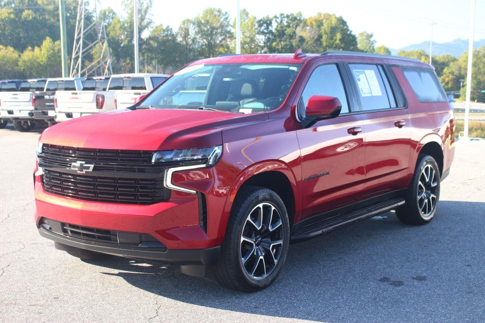 Used 2023 RADIANT RED TINTCOAT Chevrolet RST image 3