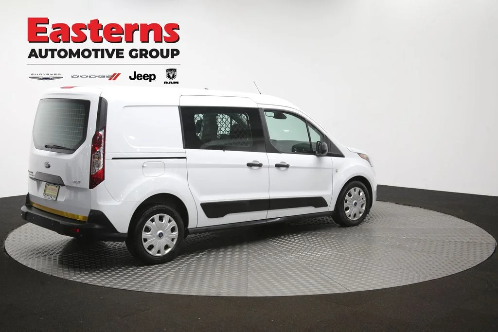 Used 2022 White Ford XLT image 41