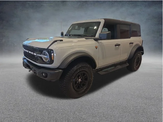 New 2026 Avalanche Gray Ford Badlands® image 3
