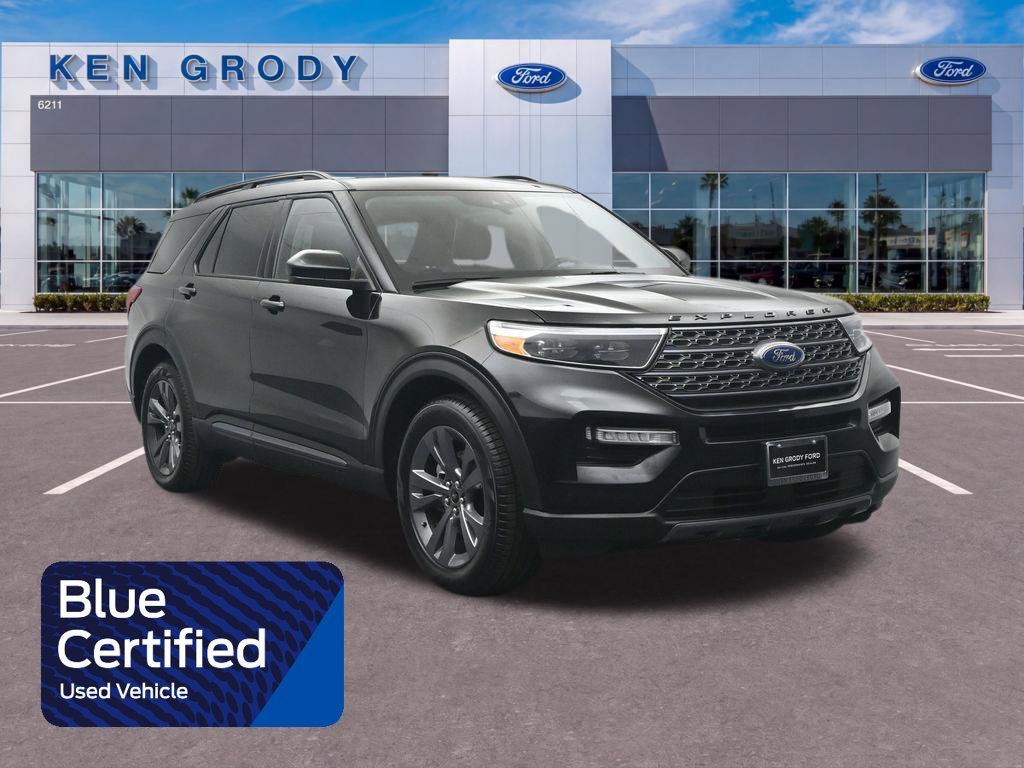 Certified Used 2023 Black Ford XLT image 1