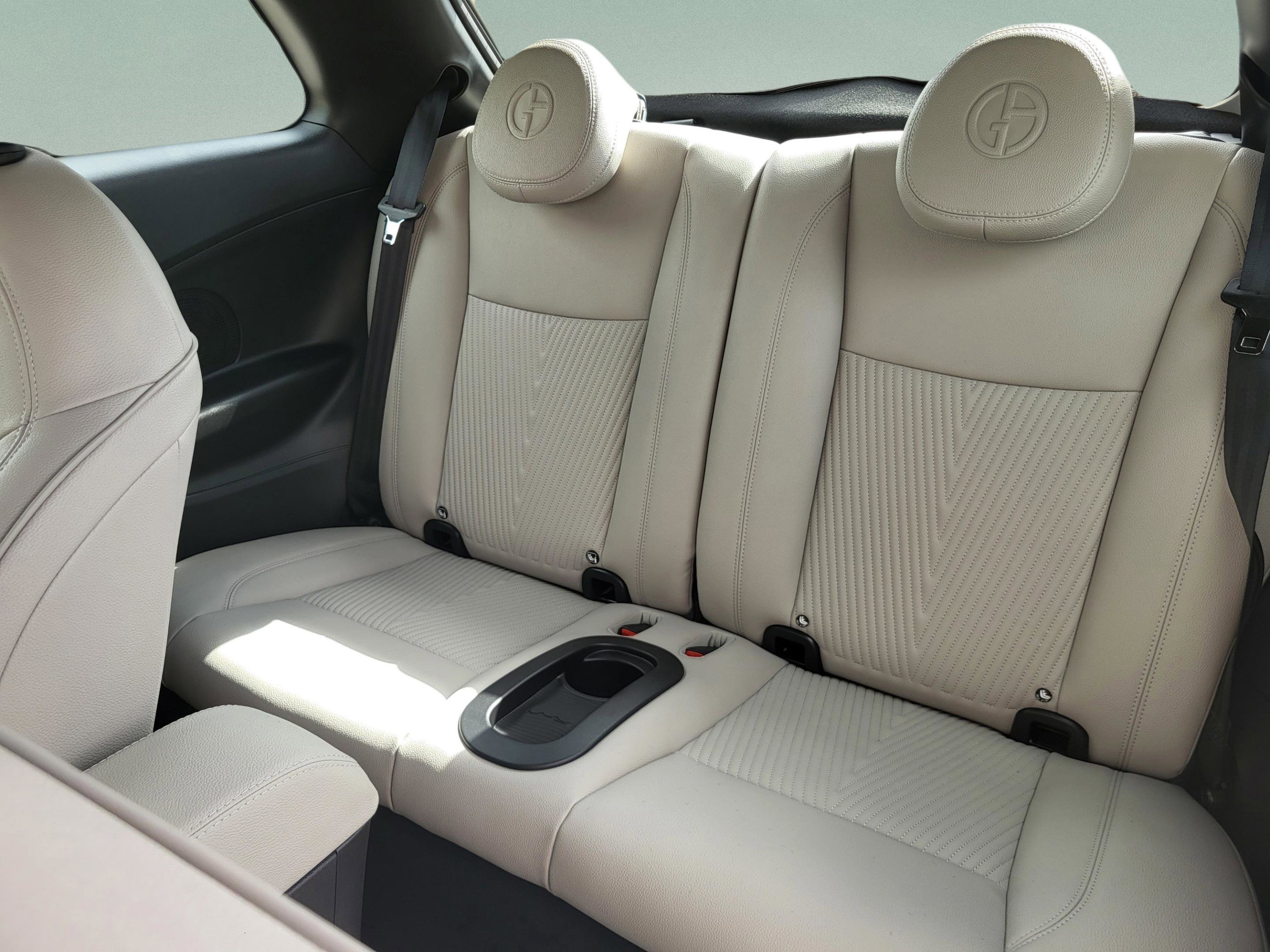 2025 FIAT 500e Base - Photo 34