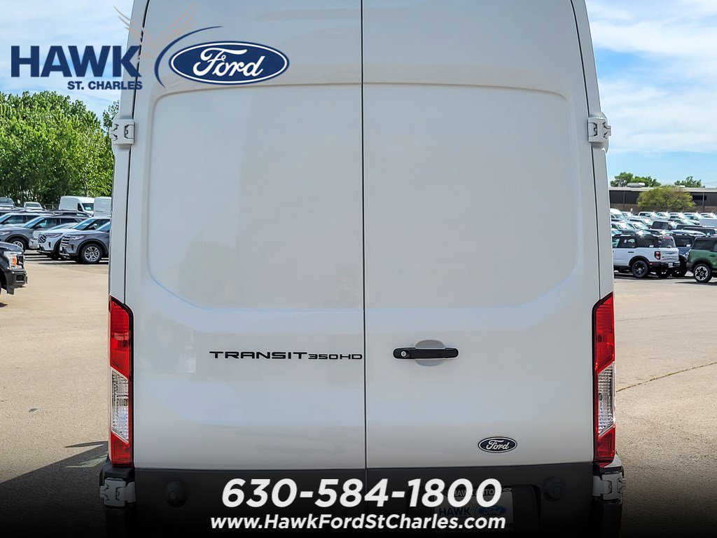New 2026 Oxford White Ford Cargo Van image 5