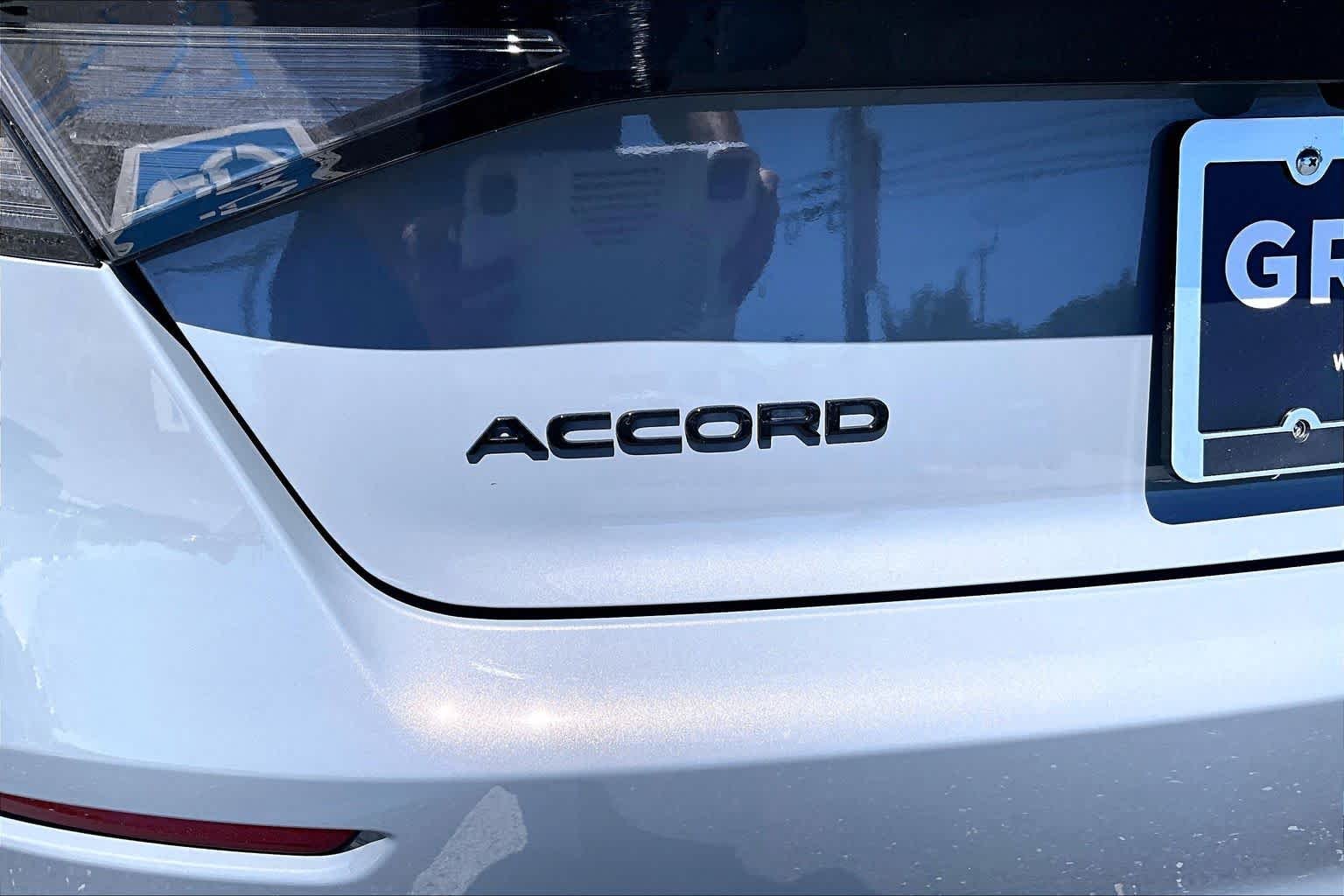 Used 2026 Urban Gray Pearl Honda Sport-L Hybrid image 33