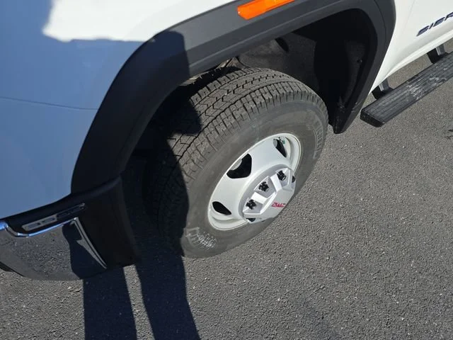 2026 GMC Sierra 3500HD Pro - Photo 9