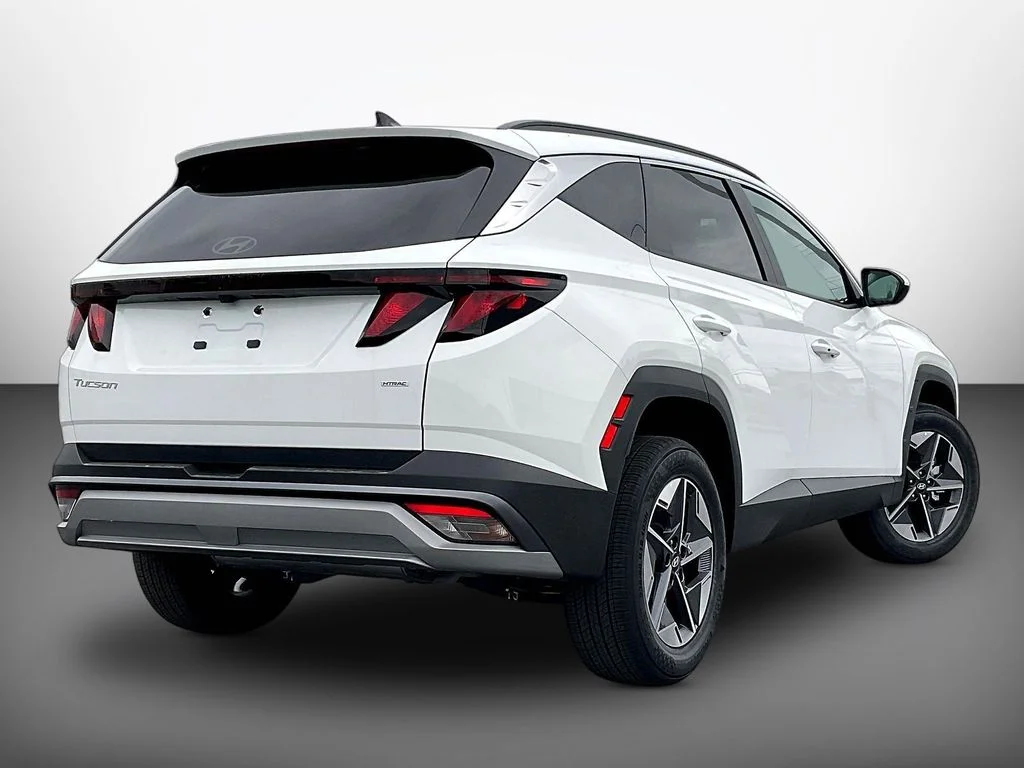 New 2026 White Hyundai SEL image 15