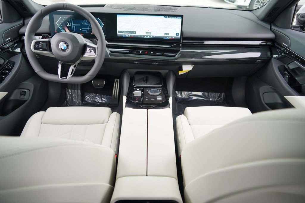 New 2026 Dark Graphite Metallic BMW 530i image 12