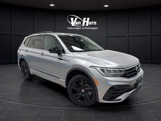2024 Volkswagen Tiguan 2.0T SE R-Line Black
